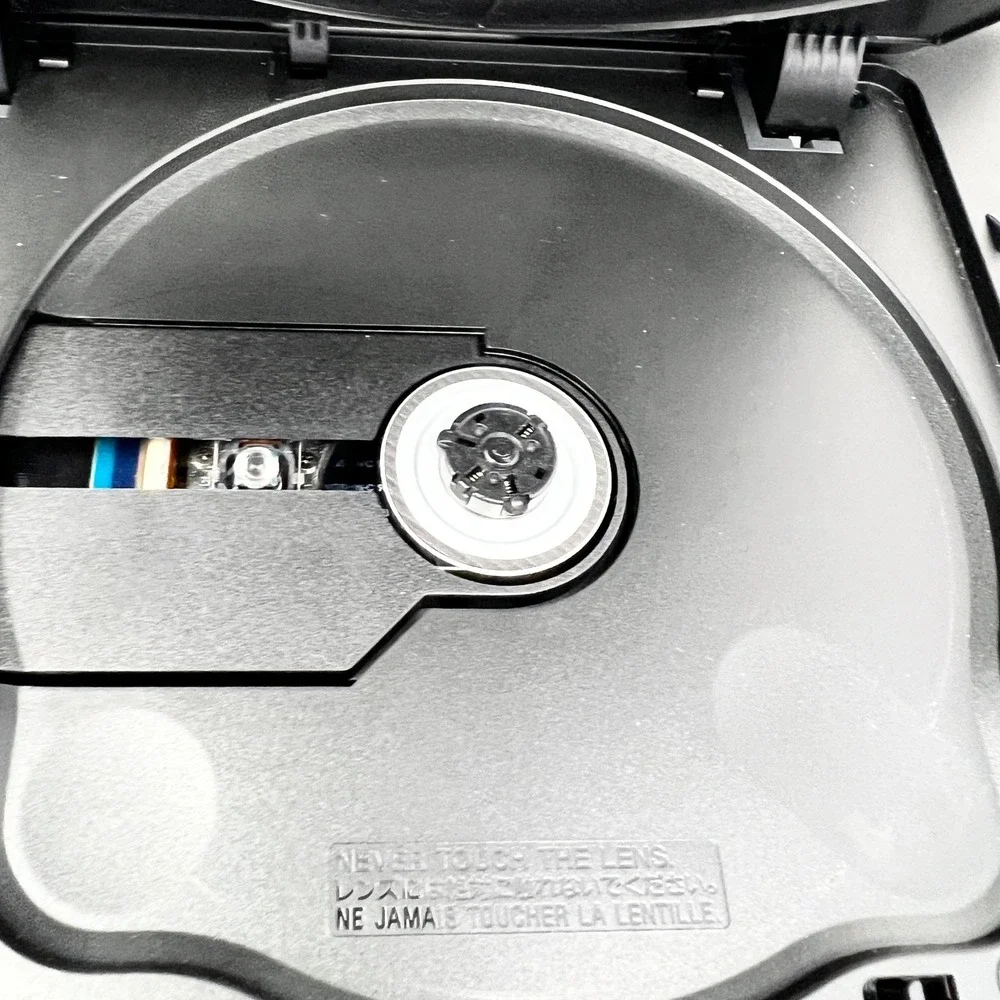 SONY DVP-FX970‎ Portable DVD Player 180-Degree Swivel Flip Screen 9